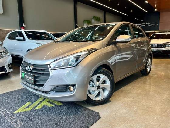 HYUNDAI HB20 1.6 PREMIUM 16V FLEX 4P AUTOMÁTICO